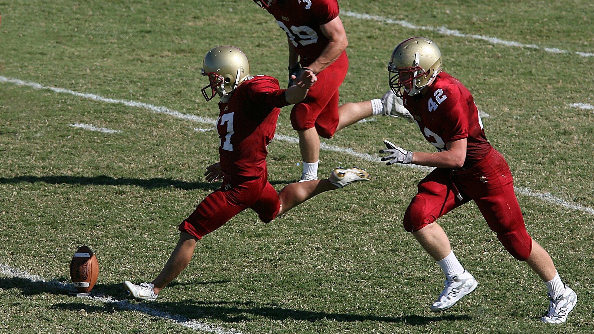 每日体育报独家，11岁日本边锋西山芯太在巴塞罗那青训营绽放异彩